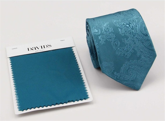 tie colour blue shirt