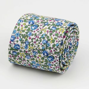 Grass Green Floral Tie. Grass Green Skinny Ties for Men Wedding.