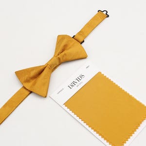 Marigold Bow Ties. Mustard Bowtie. Golden Yellow Silk Paisley Bowtie. Wedding Bowtie