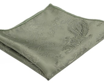 Può includere: Un fazzoletto da taschino verde salvia con motivo paisley.