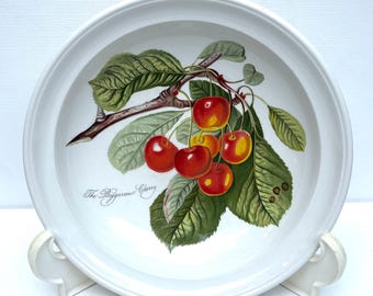 Portmeirion Pomona 8 5/8" Rimmed Soup Bowl The Biggarrreux Cherry