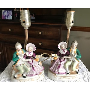 Night Boudoir Lamps Pair Colonial Couple