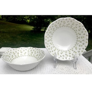 Set of TWO J & G Meakin Forget Me Not Green 6 3/8&quot; Bowls Cereal Soup