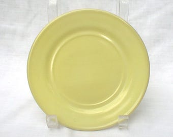Hazel Atlas Child&#39;s Children&#39;s Yellow Plates From Little Hostess Set Mid Century