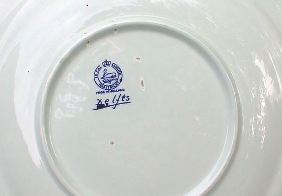 Vintage Royal Sphinx Delfts MAASTRICHT 12 Inch Plate Platter Blue