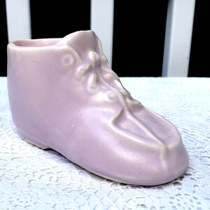 Nelson McCoy 1940-tals Mary Ann Baby Skoplanter F38 Lavendel Blomkruka