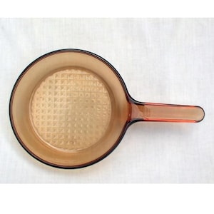 Sartén Corning Ware Pyrex Brown Vision de vidrio ámbar con base de gofre de 7 pulgadas