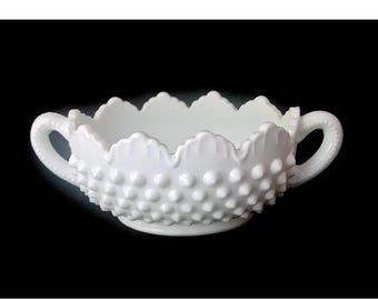 フェントン　ホブネイル　ホワイト　ラージフリルボウル フェントン ホブネイル ホワイト ラージフリルボウル フェントン