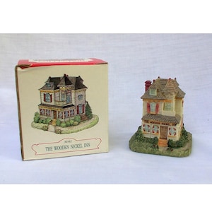 Vintage 1994 Liberty Falls The Wooden Nickel Inn Village House The Americana Collection AH42
