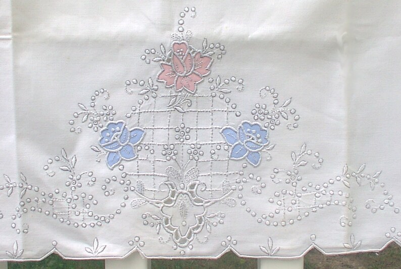 Pair Set of Two CLEAN Vintage White Pillowcases Embroidery Pink Blue Flowers