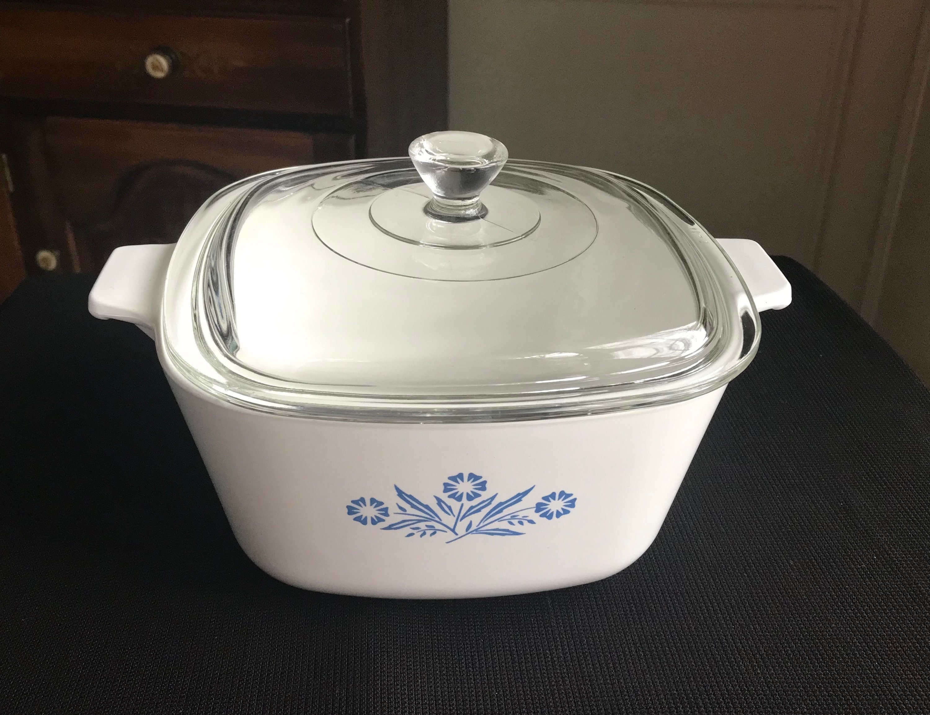 Cornflower Blue 3 Quart Square Casserole with Lid by Corning