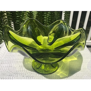 Viking Epic 6 Petal Footed 1431 Bowl 10&quot; Avocado Green