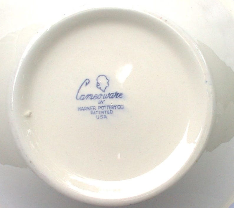Harker Pottery Vintage Blue Shell Cameo Ware Dainty Flower 9 Serving Bowl Excellent