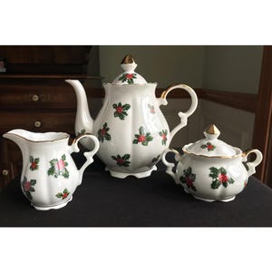 Lefton Holly Teapot Creamer And Sugar 7948 and 7949 Christmas