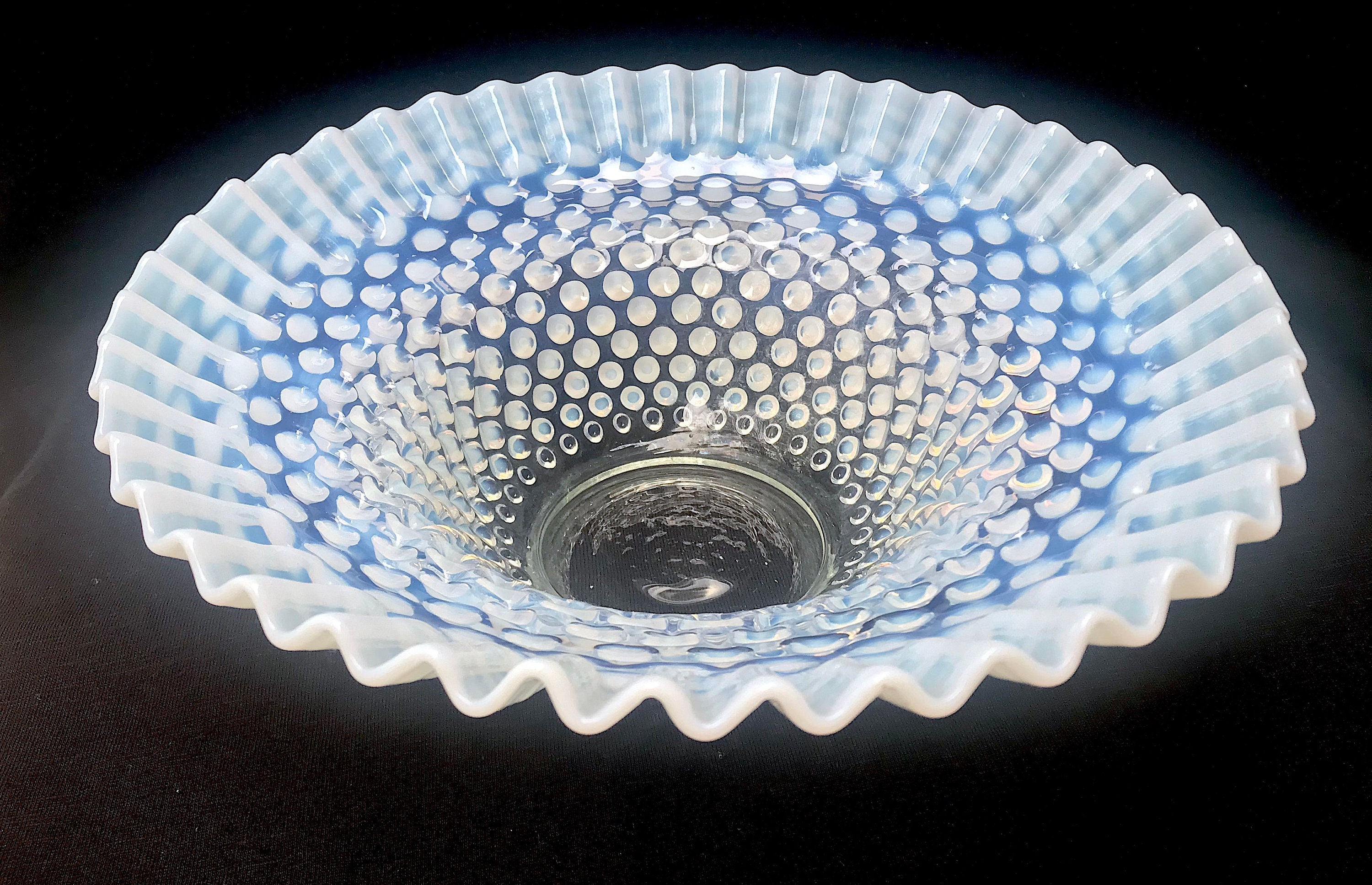 フェントン アートガラス フレンチ オパールセント ホブネイル フレア