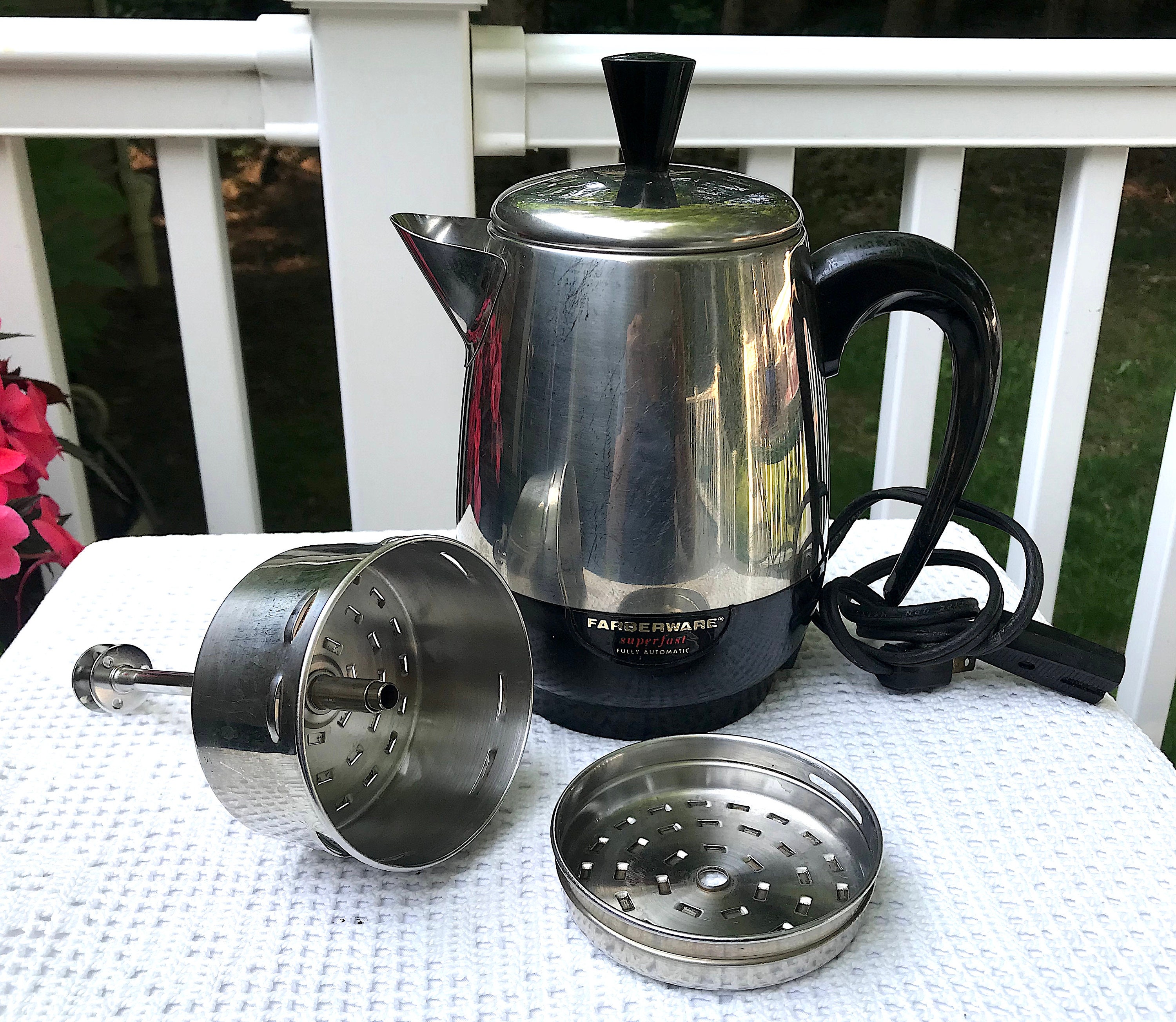 Farberware Four 4 Cup Coffee Percolator 134 B Complete Tested