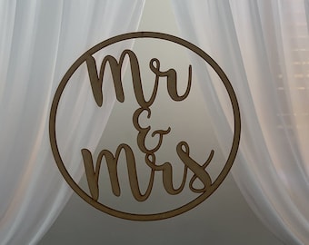 Mr & Mrs Hanging Hoop Signs / Wedding Signs/ Wall Flower/ Round Signs