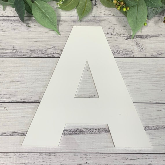 Modèle de gâteau de biscuit de lettre d'alphabet. Pochoir à gâteau aux  biscuits. Modèle d