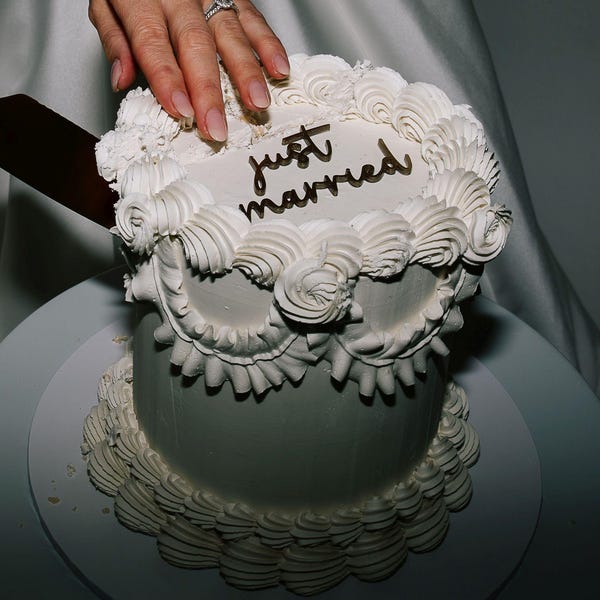 Just Married Cake-bedel – acryl bruilofttopper in vintagestijl – Handgemaakte huwelijksdecoratie uit Australië