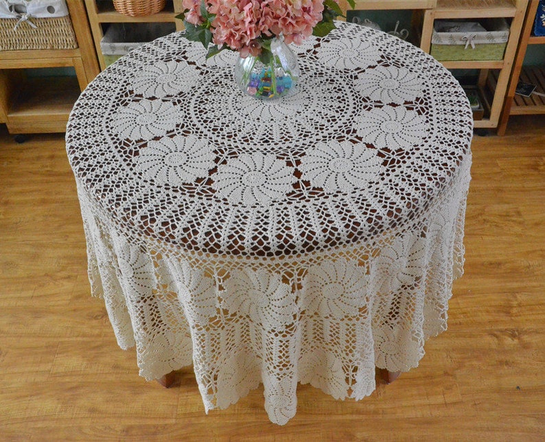 Gorgeous Hand Crocheted Huge 87 Round Tablecloth Handmade Table Cover Country Living Fl Topper For Home Wedding Decor