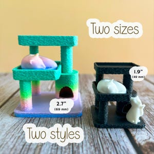 3D printed miniature cat trees, one gradient and one solid colored, showing size options of 2.7" or 1.9".