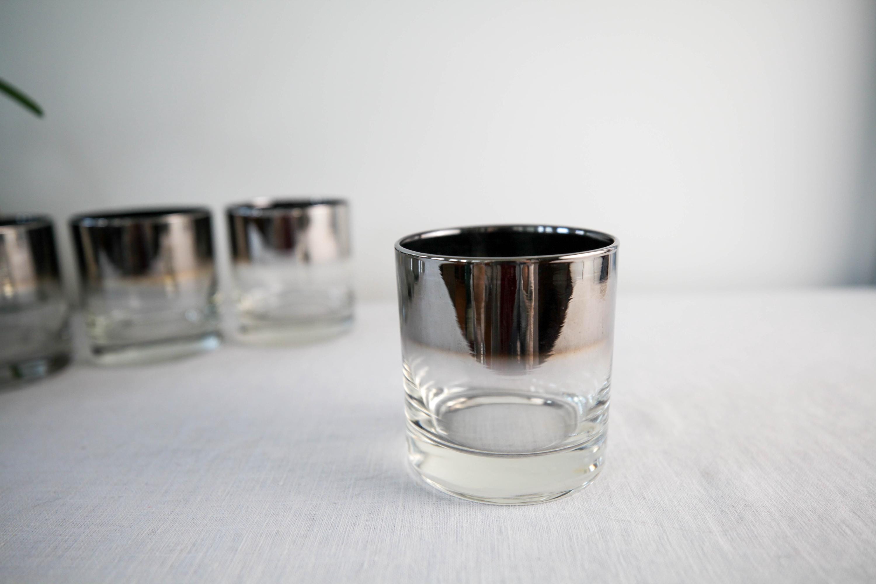 Vintage Dorothy Thorpe style mercury rim rocks glasses - set of six