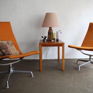 Vintage high back Aluminum Group lounge chairs by Charles and Ray Eames for Herman Miller, 1973 - two available