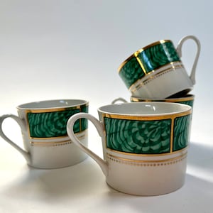 Set of four “Imperial Malachite” coffee mugs / teacups from Georges Briard