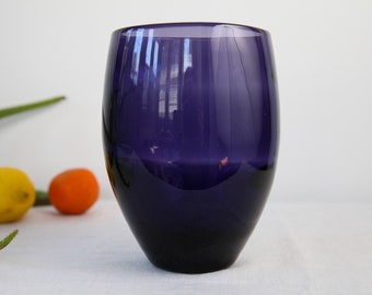 Vintage plum purple art glass vase