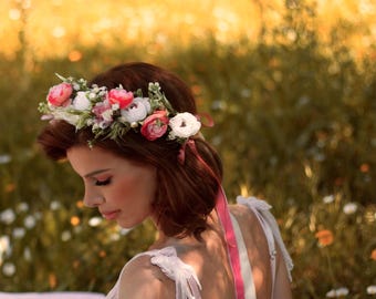 The peach pink midsummer crown