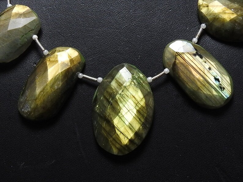 LABRADORITE 1.Strand 9 Pcs Faceted Fancy Shape Briolettes One Side Finished 100/% Natural Beautiful Quality Discounted Price New Arrival
