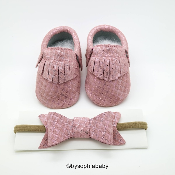 Baby Moccasins, Baby Pink Mermaid Moccasins, Baby Leather Shoes, Genuine Leather Moccs, Toddler Moccasins, Baby Bow Moccasins