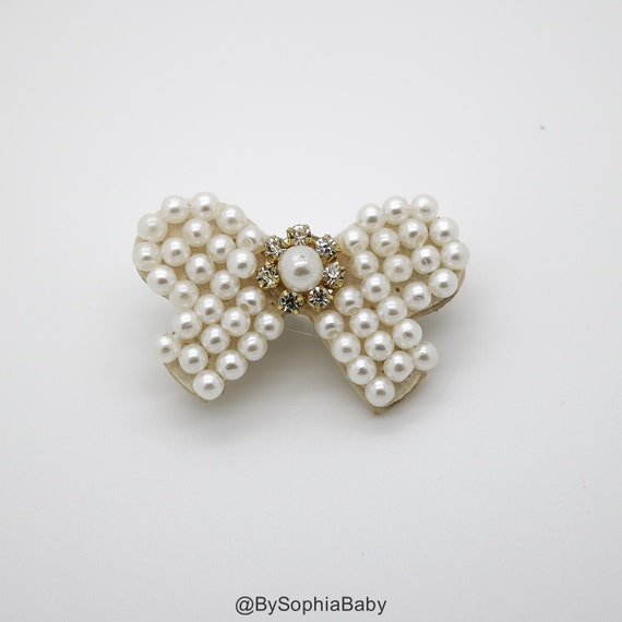 Pearl-Embellished Bow Hair clip- Ivory Pearl Embellished Hair Bow main image 4