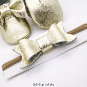 Baby Moccasins, Baby Gold Bow Moccasins, Baby Leather Shoes, Genuine Leather Moccs, Toddler Moccasins, Christmas Baby Moccs, Baby Moccasins image 3