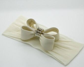 Baby Headband Headwrap, Ivory Baby Headband, Baby Bow Headband, Baby Girl Headband, Photo Prop, Ivory Baby Bow Headband, Nylon Headband, 923