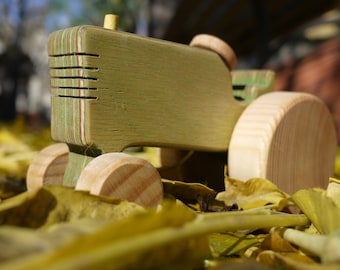 Wooden toy, Tractor Toy, Farm Toy, Wooden Farm Toy, Eco-Frienly, Waldorf, Montessory Toy, John Deere Toy