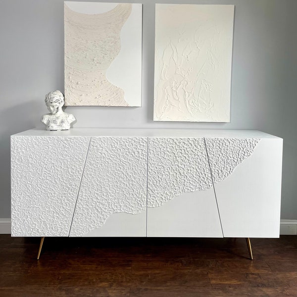 Japandi Style großes Sideboard weiß mit halb strukturiertem Design