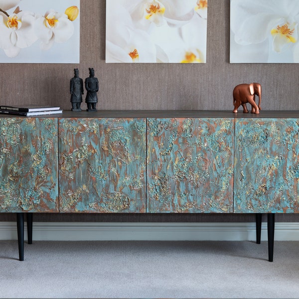 Kredens w stylu Midcentury z miedzianą patyną