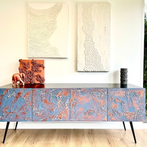 Extra long coastal style sideboard with copper. Beach house furniture. Sea side interior.