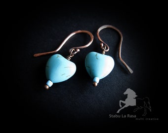 Copper wire wrapped turquoise howlite earrings. Boho jewelry.