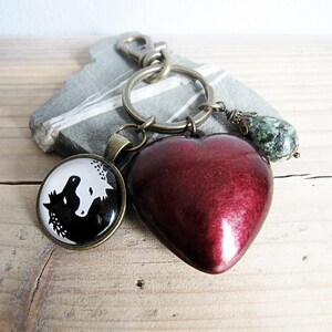 Antique bronze charms keychain. Key fob with heart charm,  horses pendant and zoisite. Horse lover accessory.