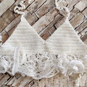 Crochet ruffles bra Diva for little girls in light cream Clothing for photoshoot your toddler / little girls