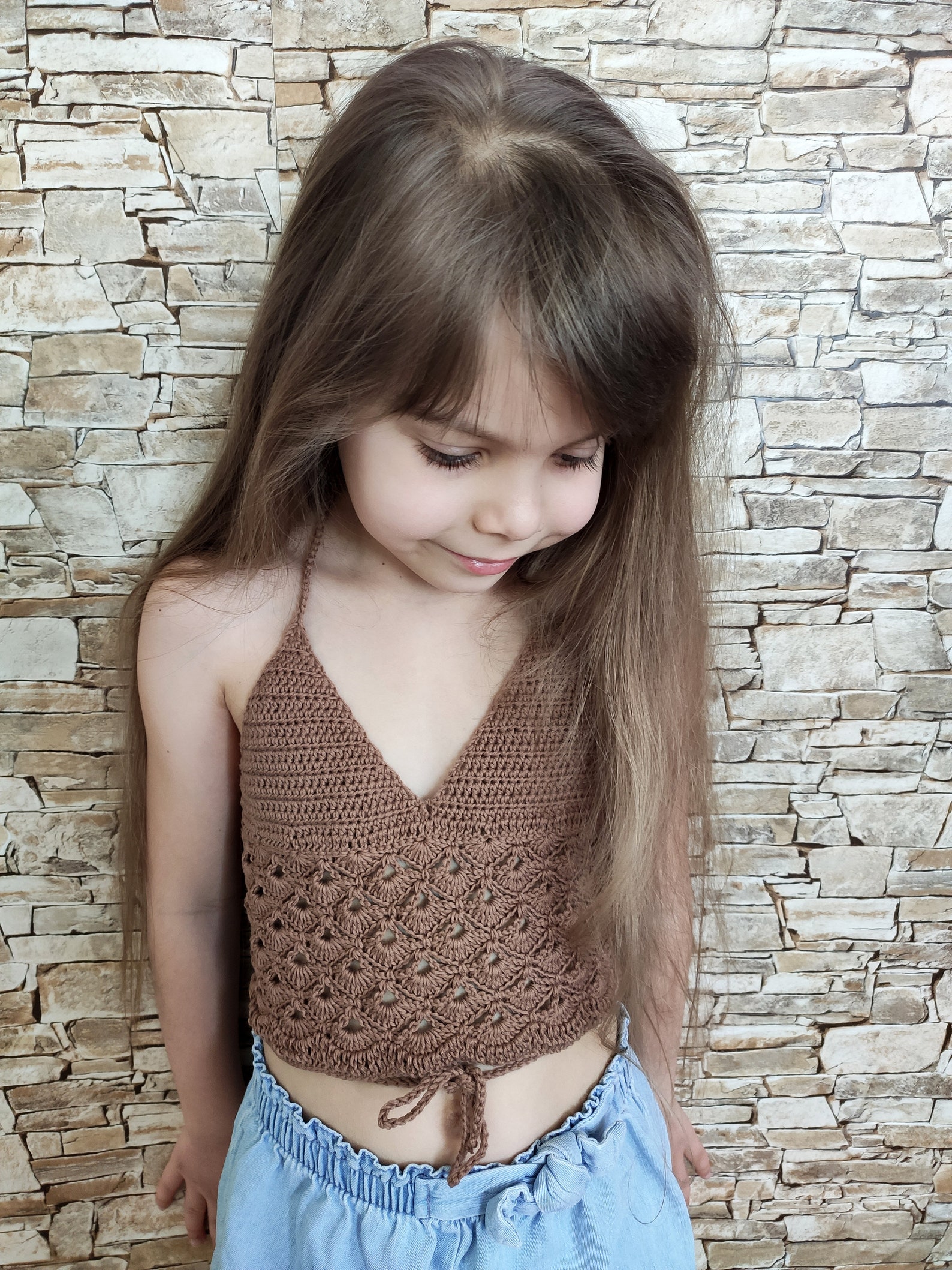 Brown crochet crop top pour les enfants / tout-petits ...