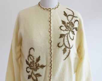 Maglione giallo pallido vintage del 1970 con paillettes e perline in oro e bronzo