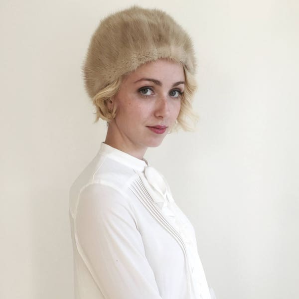 Vintage Blonde Mink Fur Winter Hat - Winter Wedding, Winter Accessory, Vintage Fashion