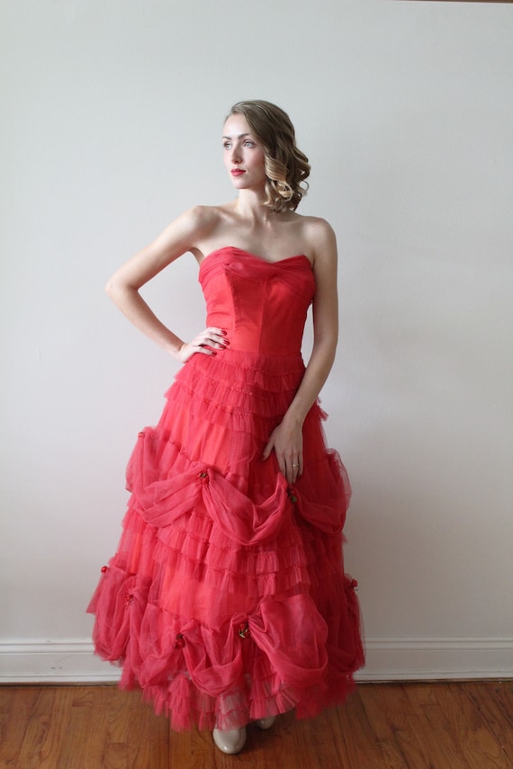 SALE | Was 415 | Vintage 1950s Red Tulle Prom Dre… - image 3