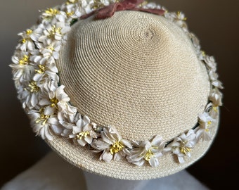 Vintage 1930s Evelyn Varon Model Beige Woven Sunbonnet with Ivory and Yellow Fabric Floral Details and Mauve Velvet Bow