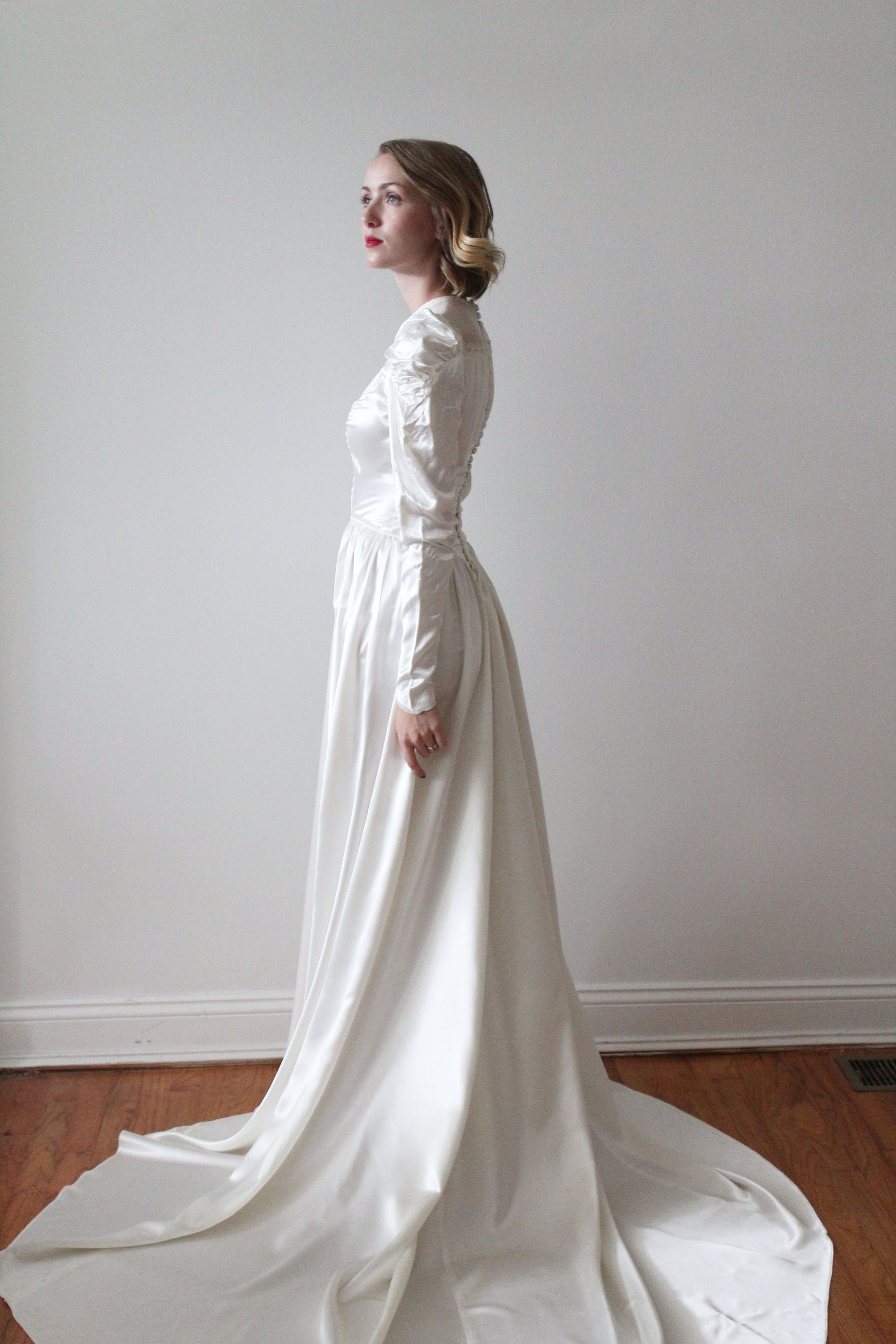 Reception Vintage 1940s / 1950s Little White Dresses Wedding Dresses A-Line  Illusion Neck 3/4 Lengt… | Lace bridal gown, Online wedding dress, Jeweled wedding  dress