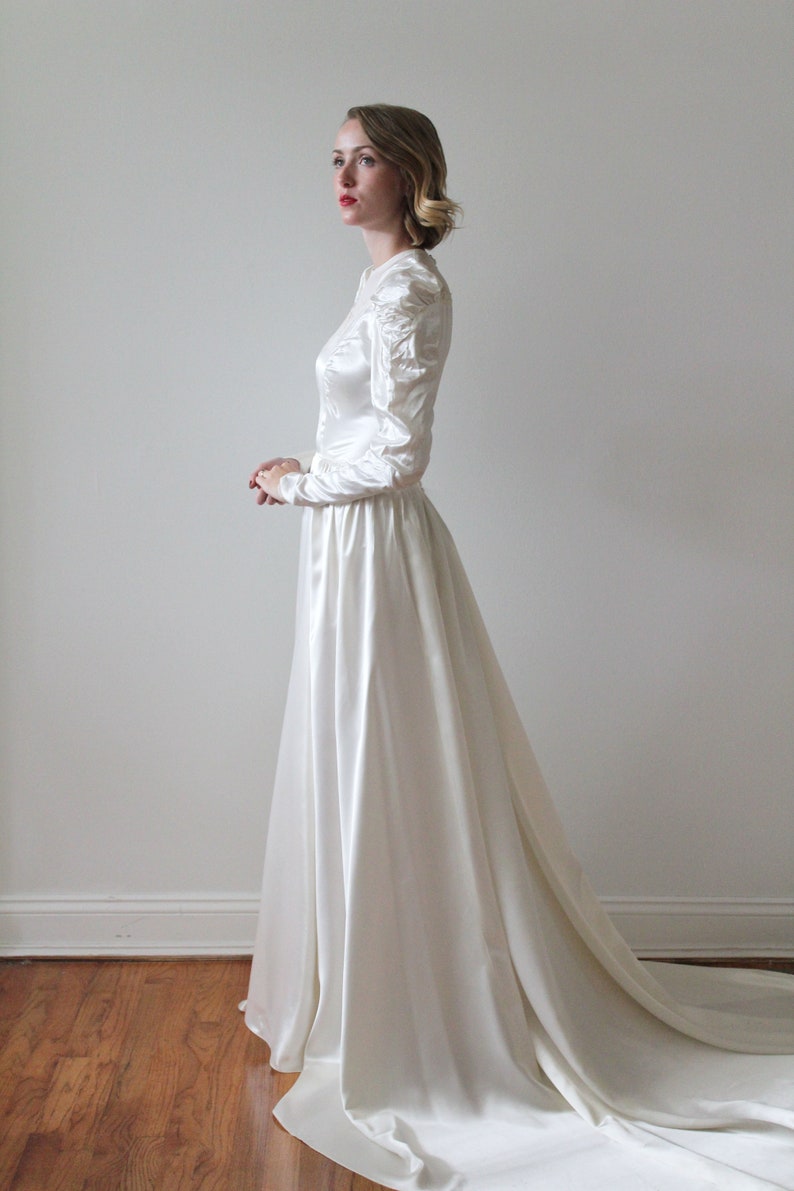 Vintage 1940s Satin Long Sleeved Wedding Dress with Illusion | Etsy