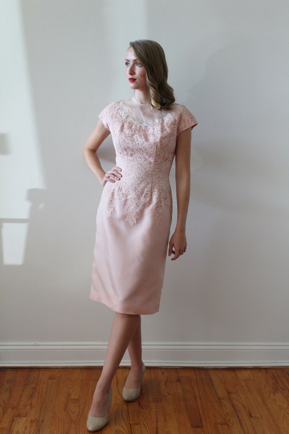 Vintage 1950's Short Sleeve Pink Party Dress with… - image 3